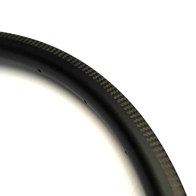 Road carbon clearance rims