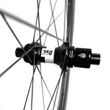 Carbon road bike racing wheel with dt swiss 350 rear hub, Micro Spline Road (MSR)